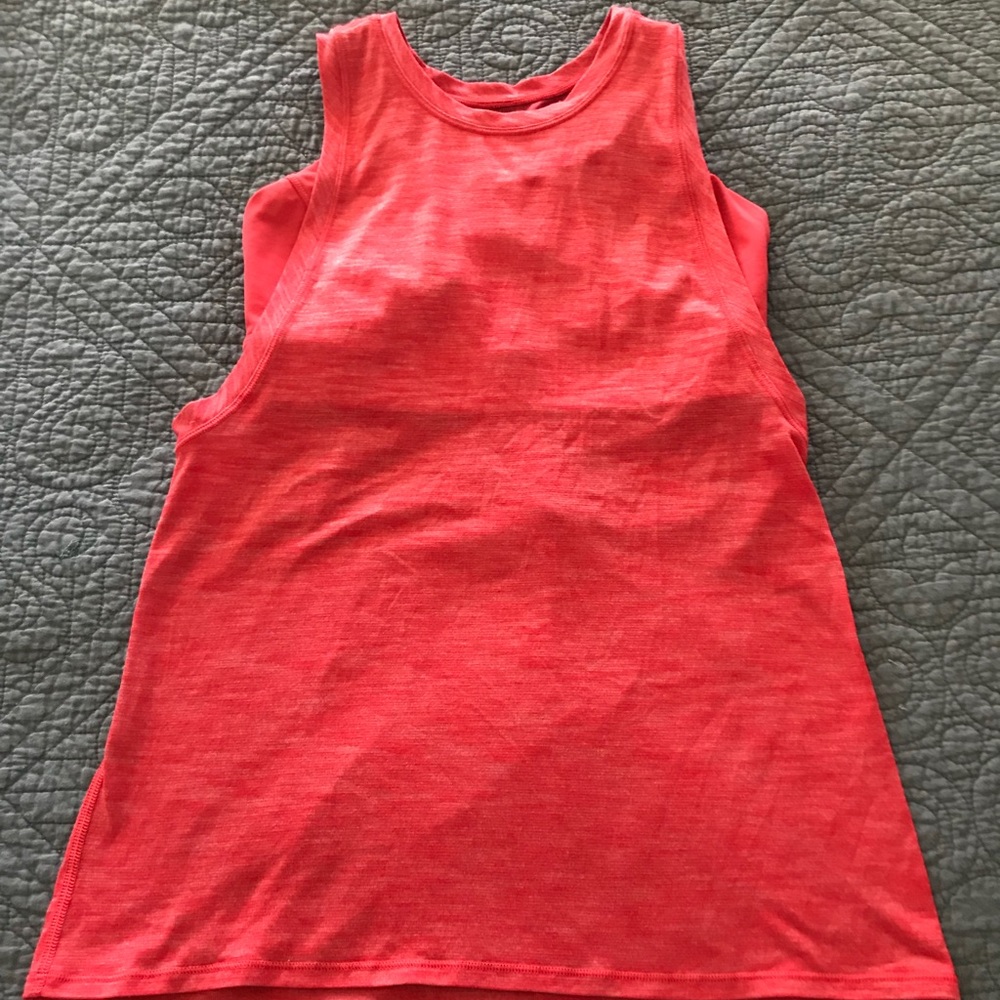 Lululemon sculpt tank with built in bra, sz 6